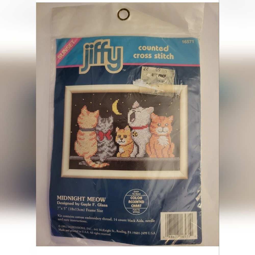 NEW Vintage Sunset Jiffy Counted Cross Stitch Kit 16571 Midnight Meow Cat Kitty